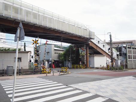 逗子の街並み(神奈川県・逗子市) 逗子の街並み(神奈川県・逗子市) シンボルロード,京急逗子線,逗子・葉山駅周辺の写真素材