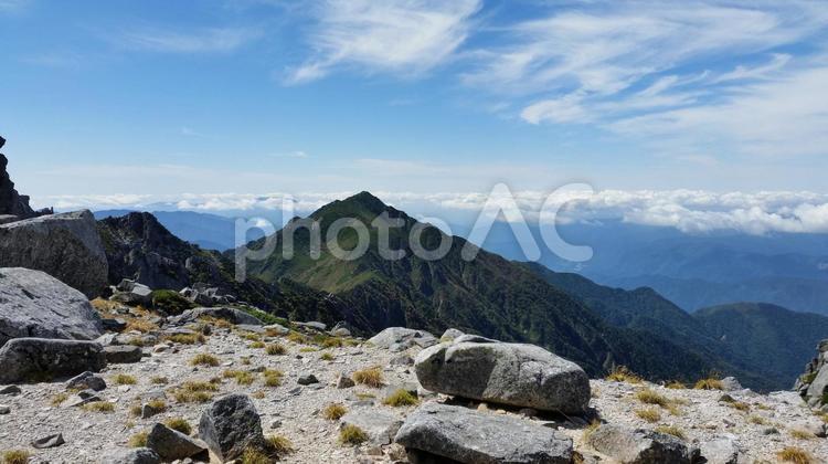 山と空 山頂,登山,ハイキングの写真素材