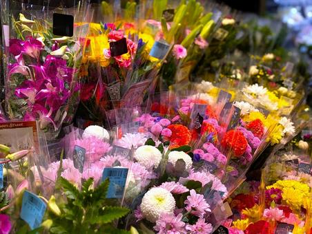 お彼岸の供花売り場 お彼岸の供花売り場 お彼岸,墓参り,供花の写真素材