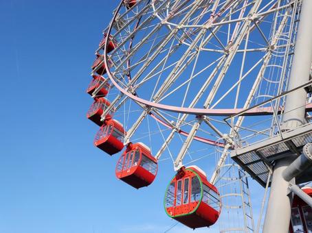 観覧車 空,ゴンドラ,乗り物の写真素材