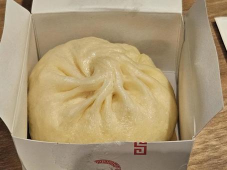 肉まん 肉まんの写真