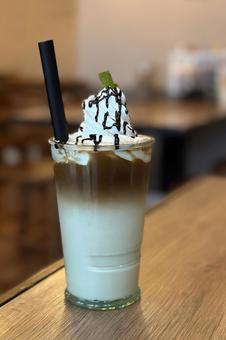 カフェ巡り カフェタイム,おやつ,ラテの写真素材