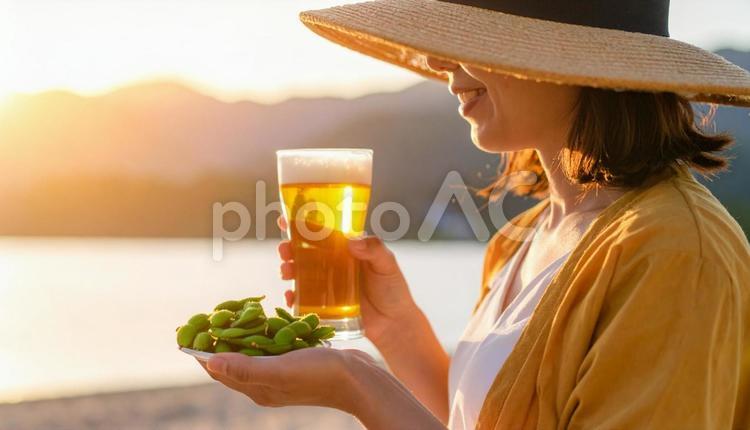枝豆とビールのある夏の風景 枝豆,ビール,夏の写真素材