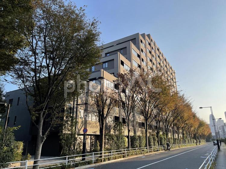 新大久保　風景 新大久保,風景,空の写真素材