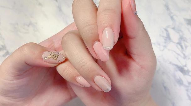 シンプルネイル ネイル,ジェルネイル,セルフネイルの写真素材