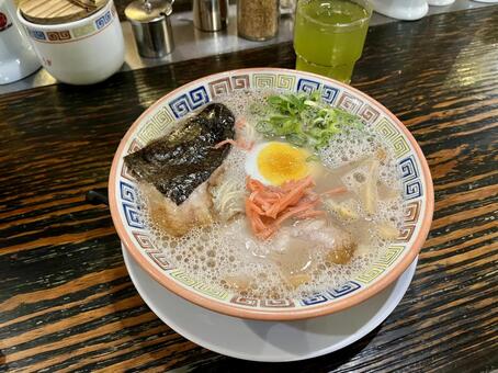博多　豚骨ラーメン　麺類　福岡グルメ 博多,豚骨ラーメン,福岡の写真素材
