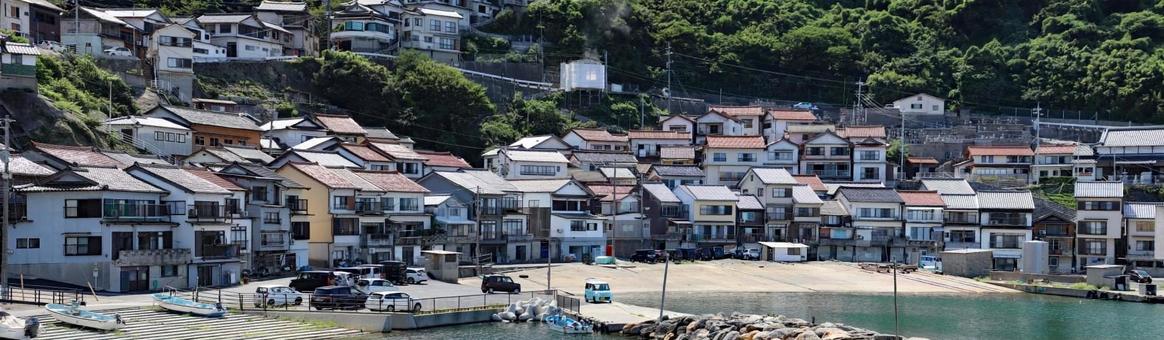 小伊津木造3階建住居群w13300px 小伊津木造3階建住居群w13300px 島根半島,出雲市,小伊津の写真素材