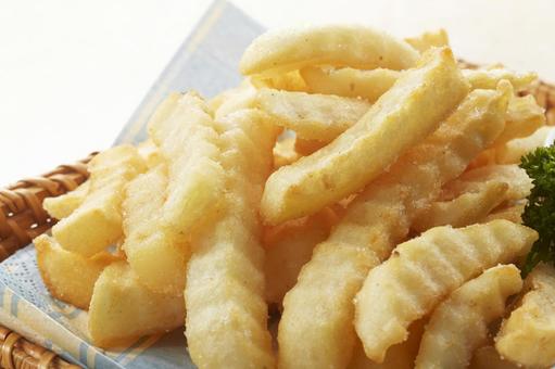 フライドポテト(クリンクルカット) フライドポテト(クリンクルカット) フライドポテト,ポテトフライ,フレンチフライの写真素材