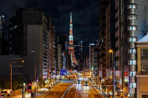 三田通りから見た東京タワー 夜景 三田通りから見た東京タワー 夜景 東京タワー,三田通り,夜景の写真素材