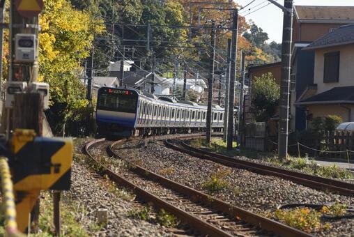 横須賀線の走る風景 横須賀線,電車,jr東日本の写真素材