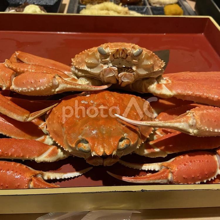 何見てんだよ？　byカニ 蟹,威嚇,睨むの写真素材