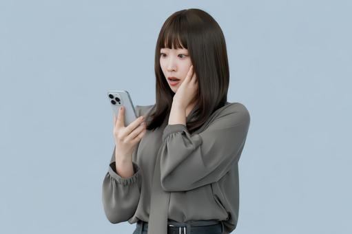 スマホの画面を見て驚くビジネスウーマン 女性,スマホ,スマートフォンの写真素材