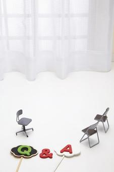 Q&A　白い部屋 q&a,質問,答えの写真素材