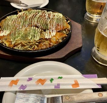 広島焼き 広島焼き 広島焼き,お好み焼き,豚玉の写真素材
