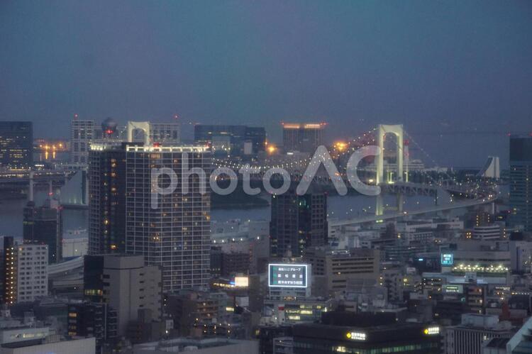 東京タワー　ビル群　景色 東京タワー,景色,夜景の写真素材