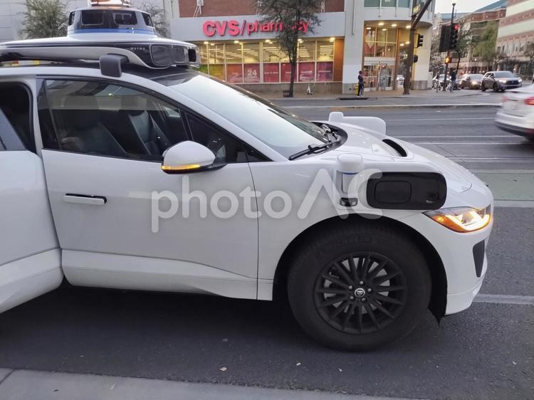 アリゾナ州テンピの無人タクシー 自動運転,無人,アリゾナの写真素材