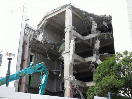 2017大船駅前再開発旧ビル解体進む09 建物,ビル,解体の写真素材