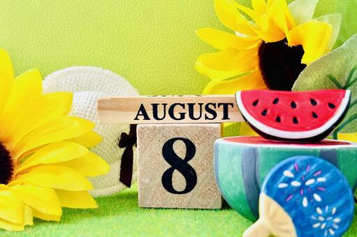 ８月のイメージ、ひまわりとスイカ 8月,夏休み,向日葵の写真素材