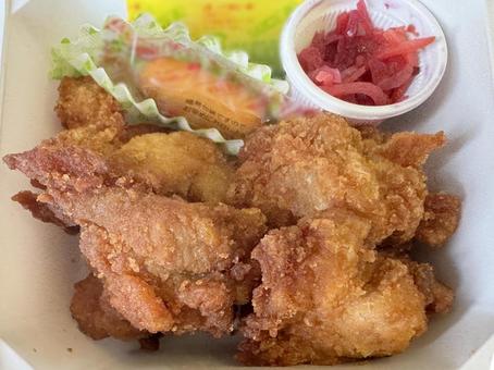 駅弁 駅弁 からあげ,唐揚げ,レモン汁の写真素材