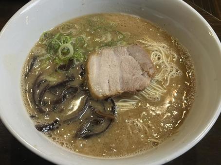 豚骨ラーメン 豚骨ラーメンの写真