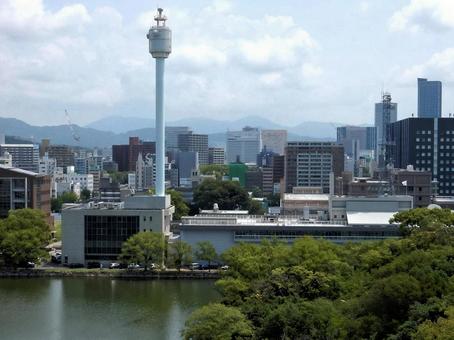 【風景写真】広島城からの眺め 広島城,堀,木々の写真素材