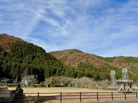 11月　秋の福井県坂井市山奥の景色 自然,山,福井県の写真素材