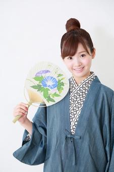温泉旅行 浴衣の女性 温泉旅行 浴衣の女性 浴衣,女子旅,旅行の写真素材