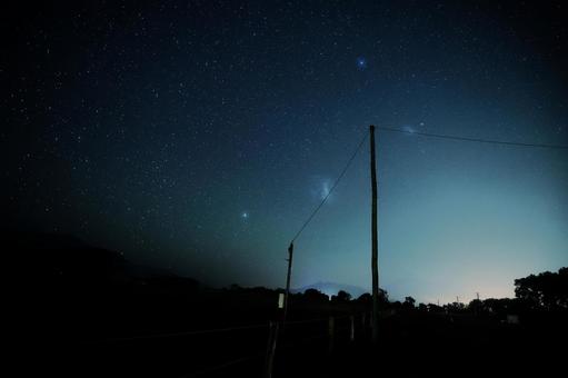 星空と電柱 星空と電柱の写真