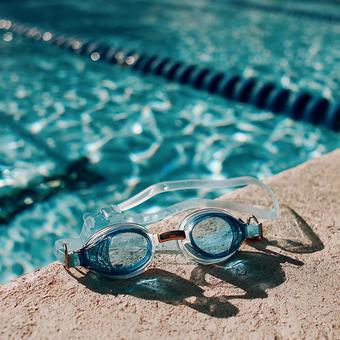 水辺のスポーツアイテム 水辺のスポーツアイテムの写真