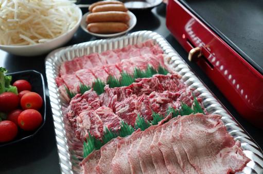 今から焼肉です 今から焼肉です 肉,トレー,牛肉の写真素材