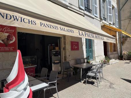 フランスのお店 フランスのお店 フランス,お店,テラスの写真素材