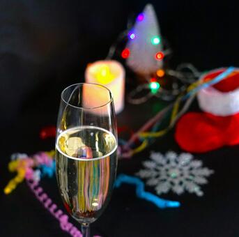 Xmasパーティー（俯瞰） クリスマス,シャンパン,ツリーの写真素材
