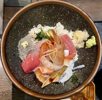 海鮮丼 海鮮丼,海鮮,丼の写真素材