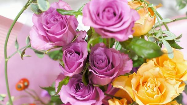 フラワーアレンジメント-1640 フラワーアレンジメント-1640 フラワーアレンジメント,バラ,薄紫色の写真素材