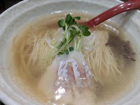 鯛塩ラーメン ラーメン,出汁,スープの写真素材