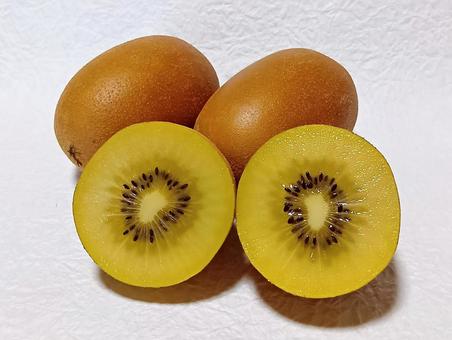 ゴールドキウイ ゴールドキウイ,キウイフルーツ,果物の写真素材