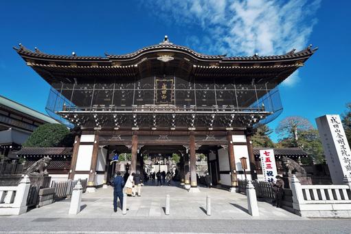 成田山新勝寺　総門 成田山,新勝寺,神社仏閣の写真素材