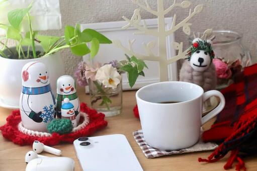 デスクワーク　１２月イメージ スマホ,デスクワーク,ビジネスの写真素材