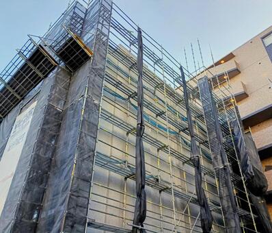 組み立て途中の足場⑤ 足場,工事,組み立てるの写真素材