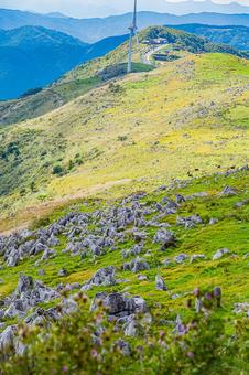 四国地方　四国カルスト台地の風景 カルスト台地,四国,四国地方の写真素材