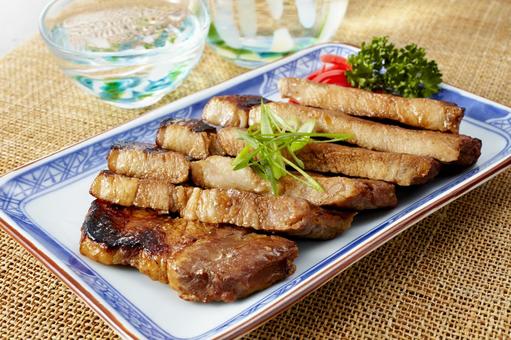 豚ロースの炙り焼き 豚ロース,スライス,豚肉の写真素材