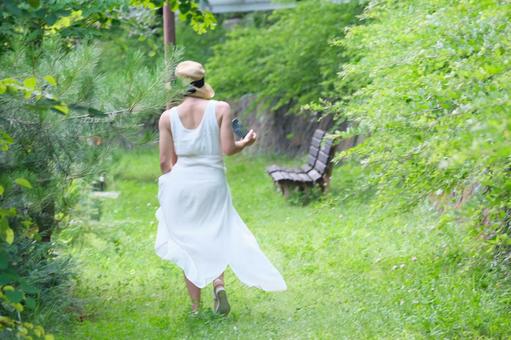 水辺 水辺 水辺,ポートレート,散歩の写真素材