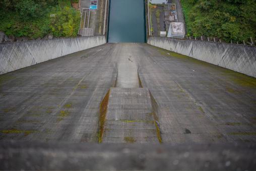 ダムの雄大なコンクリート構造 ダム,コンクリート,構造物の写真素材