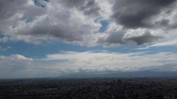 曇り空に広がる街並み 曇り空に広がる街並みの写真