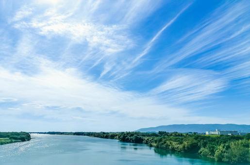 東名阪自動車道の木曽川橋から見る木曽川 木曽川,木曽川橋,東名阪自動車道の写真素材