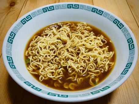 美味インスタントラーメン(横ver.) 美味インスタントラーメン(横ver.) ラーメン,インスタントラーメン,丼の写真素材