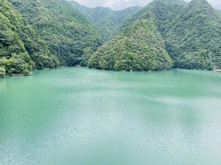 ダム湖(浜松市・佐久間ダム) ダム湖(浜松市・佐久間ダム)の写真