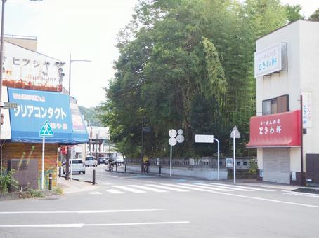 逗子の町並み（神奈川県・逗子市） 逗子,街並み,商店街の写真素材