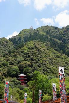 7月下旬の金華山と岐阜城の天守 7月下旬の金華山と岐阜城の天守 金華山,山,幟の写真素材