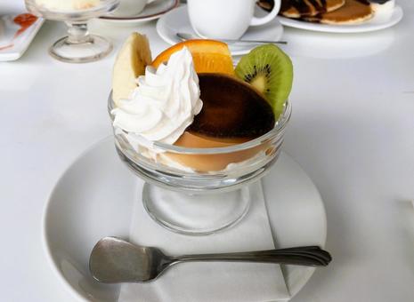 Photo, a coffee shop, dessert, sweets, 